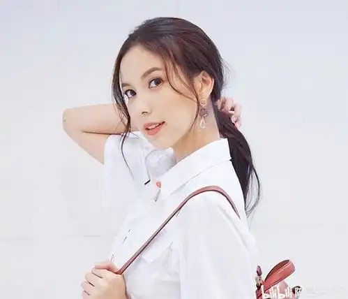  泰国金童玉女明星情侣mookworranit与toypathompong变成永远的朋友ig疑似宣告分手