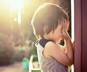  求一个这种图片的情侣外国男生头像