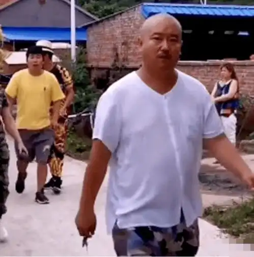  刘能新演员曝光气质冷酷偏胖,乡村爱情13太冒险了吧