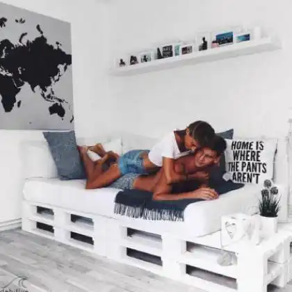  非常好看的qq情侣头像欧美,惊喜和好运伴着你们每一天