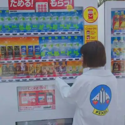  伤感个性情侣背影头像一男一女我爱你那么深你又知几分