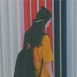  2018小清新唯美情侣背影头像大全你的笑脸在记忆里慢慢消逝