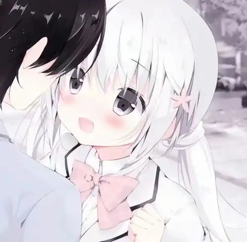  超级甜的动漫情侣头像大家好给大家介绍一下这是我家的保安