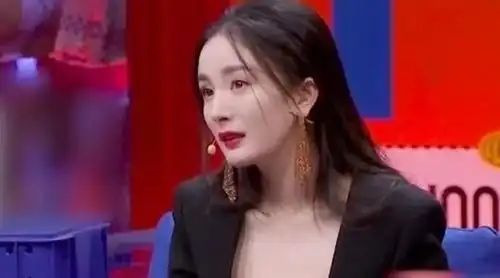 奇葩说杨幂被当面批评真人同照片差别大霸气反击被激赞eq高