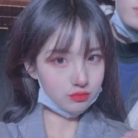  qq情侣头像一张两人一起长胖一起变老