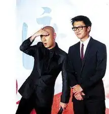  谢霆锋公开袒露心情我很幸福人要学会知足