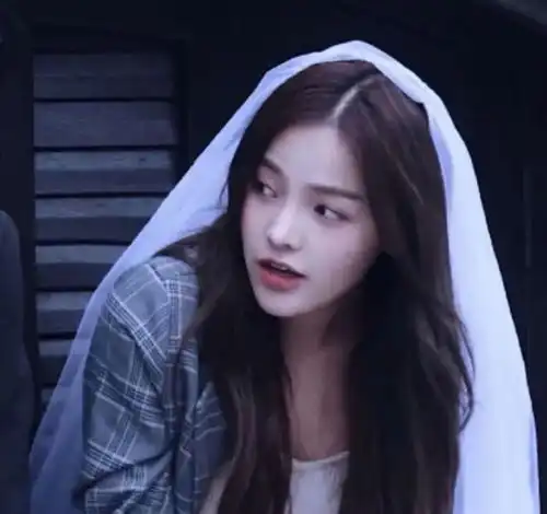  优质情侣头像我们私奔吧,逃离世俗人间.