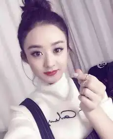 赵丽颖产后首露脸闺蜜李盼抱娃探望颖宝母爱泛滥