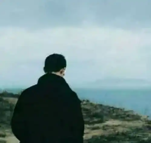  我无意翻看老婆的旧手机,看到她聊天记录不知道今后该何去何从