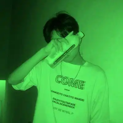  原谅色系头像男头高清绿色头像男生图片