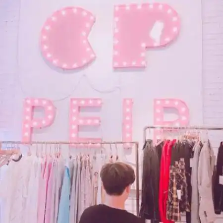  意境的情侣头像一男一女分开的情侣头像真人