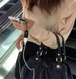  搞笑趣图段子小哥哥,下次再来就不要穿运动裤了啊,太明显了