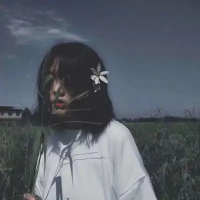  头像女霸气十足黑白冷酷无情