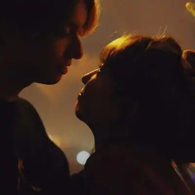  清辞.超好看的情头蓦然回首,情侣头像我要个性网