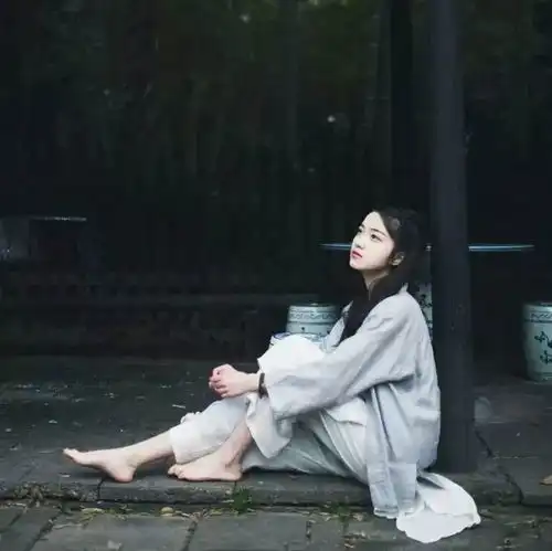  头像不要抱怨,抱我