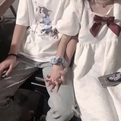  情头情窦初开给你,喜欢给你,爱也给你的情头