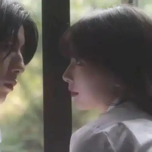  高清真人情头一人一张抖音最火的情侣头像