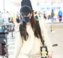  欧阳娜娜陈飞宇恋爱坐实现身机场戴同款项链,两年甜蜜互动不断