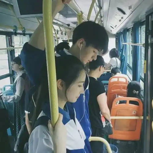  女生头像退一步是遗憾