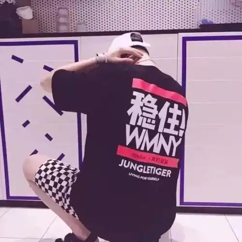  情侣头像情侣头像动漫一对亲密0527期