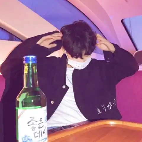  霸气社会情头单人两张霸气情头一男一女真人