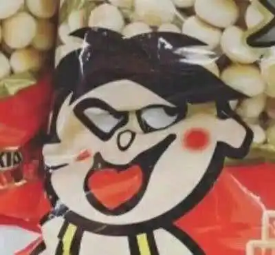  幽默段子笑话小区附近的游泳馆来了个美女救生员