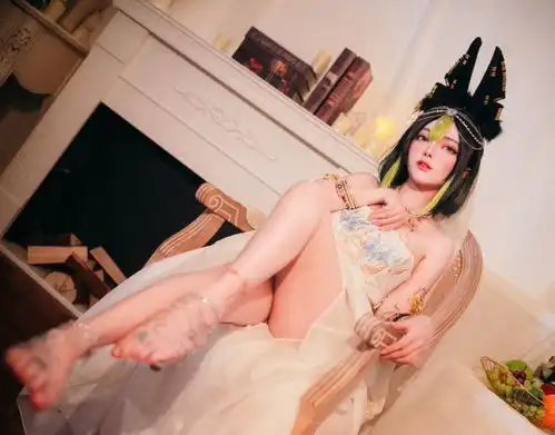  国外美女cos原神提纳里难以抵抗纯欲风格