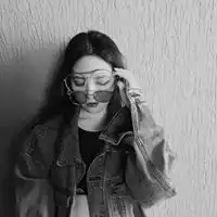  穿黑白衣服的情侣头像黑白色搭配情侣头像一组