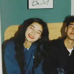  男生偷偷喜欢你会情不自禁有这三个表现,丫头可别装不懂