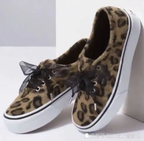  最近火了这款万斯小豹纹,丢掉匡威和耐克,站桌子蹦都有人夸
