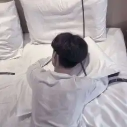  单人情侣头像背影唯美一对你在我眼中永远是最帅