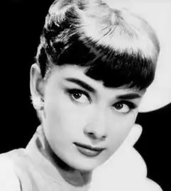  爱美人更爱江山因美女而举世闻名的旅游胜地