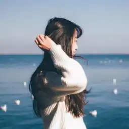 多去旅行,少去旅游