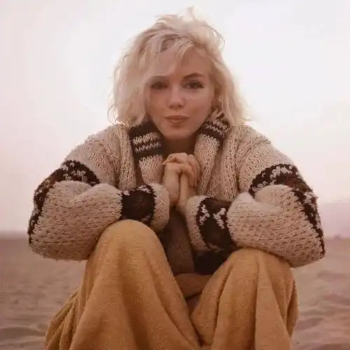  活久未见玛丽莲梦露生前拍摄的最后的一组照片,总给人一种不祥的预感