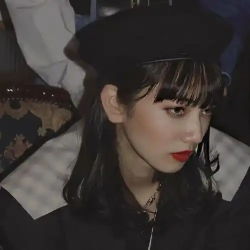  女头清醒是一种细小而有耐性的英雄主义腾讯新闻