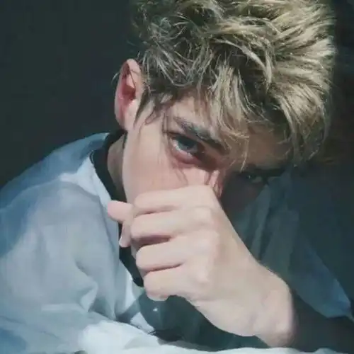  英子100张五种系列,港风欧美文字萌宠情侣,火爆的微信头像,赶快收藏设置