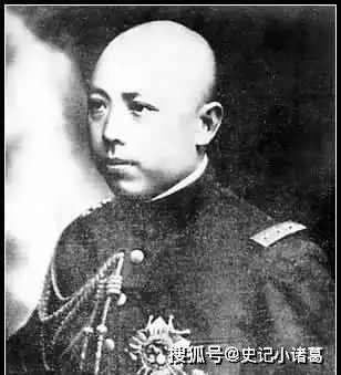 先为地方大军阀,后创香烟大重九,年入100万,头像印于钱上