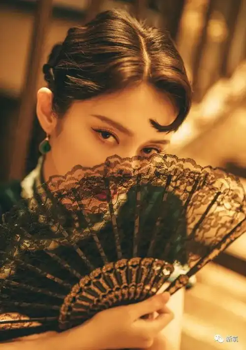  终于知道刘浩存啥流派了蛇系