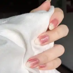喝露水的超仙气美甲超温柔风巨显白日常的美甲来啦