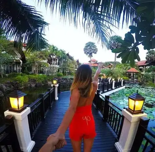  你还在用土味情话撩妹吗