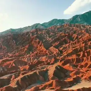  新疆吐鲁番火云谷景区丹霞地貌如诗如画