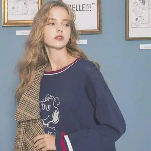  50张女生头像丨生活不易,猪猪叹气