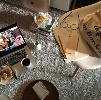  热门内容堆糖,美图壁纸兴趣社区情侣头像,手机壁纸,表情包,头像,高清壁纸,图片,图片下载