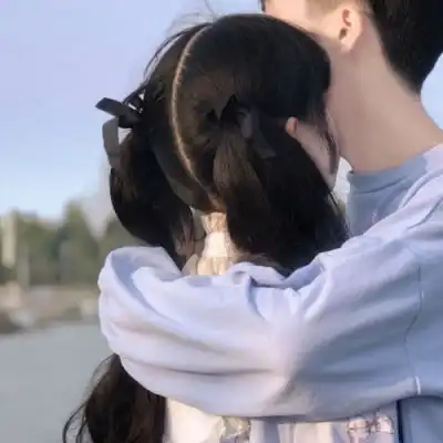  皆甜甜蜜情头女孩的裙摆撑得起情侣头像我要个性网