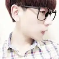  叶落纷飞飞满天