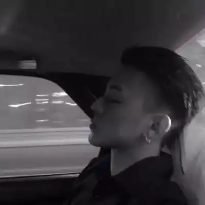  丧系情侣头像一对两张冷酷黑暗系风格情侣头像