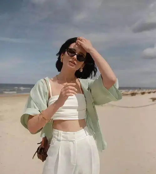  初秋怎么穿学会这4组穿搭,让你时髦一整个秋天