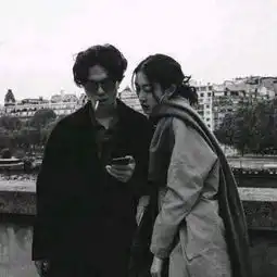  全网超火潮流风情头.临窗听雨为qq情侣头像我要个性网