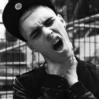  qq头像欧美男生爱你不后悔即使变得憔悴