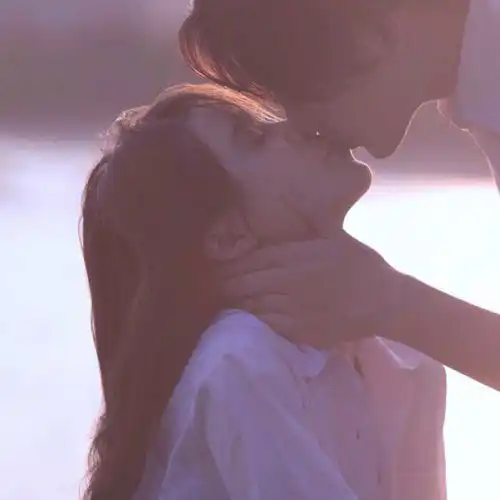  超温柔情侣头像来啦